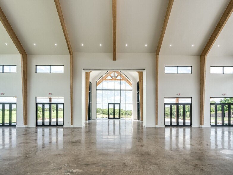 More Photos Of 20480 NE 164th St, Luther Lodge Meeting Hall For Sale