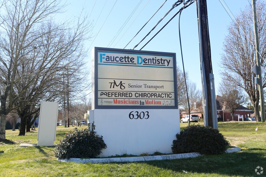 More Photos Of 6303 Carmel Rd, Charlotte Office For Lease