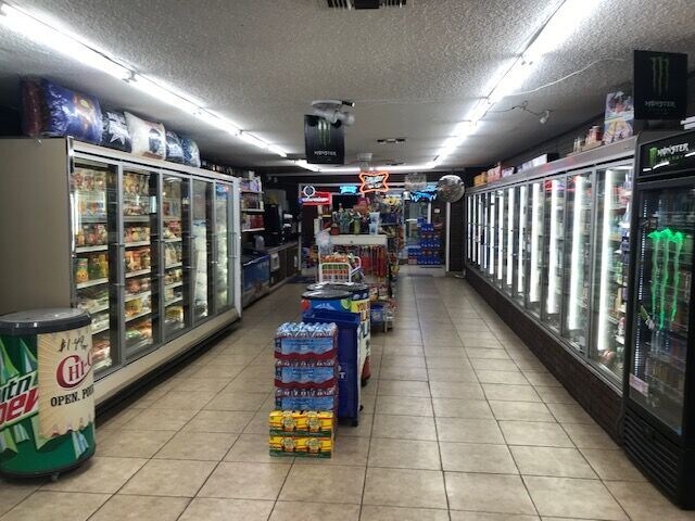 More Photos Of 2178 Riviera Blvd, Bullhead City Convenience Store For Sale