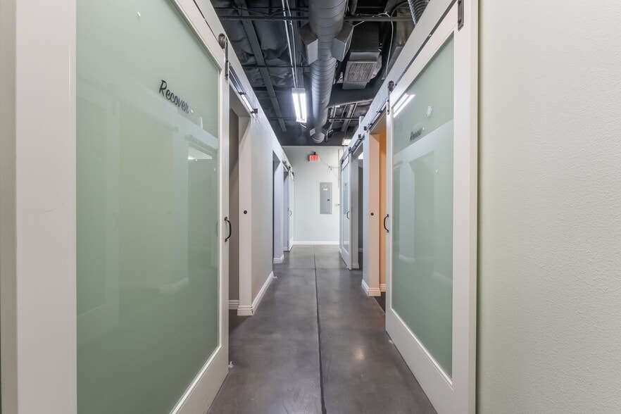 More Photos Of 8665 S Eastern Ave, Las Vegas Office For Lease