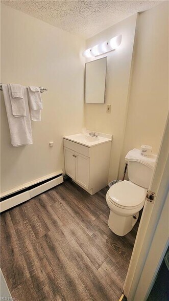 More Photos Of 3537 Liberty Ave, Vermilion Hotel For Sale