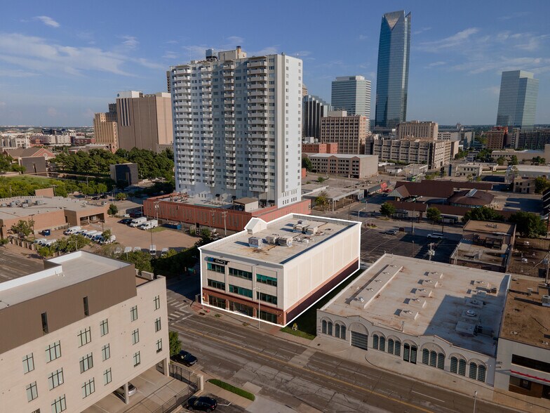 More Photos Of 615 N Hudson Ave, Oklahoma City Office For Sale