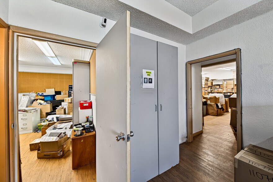 More Photos Of 936-940 NW 1st St, Fort Lauderdale Warehouse For Sale