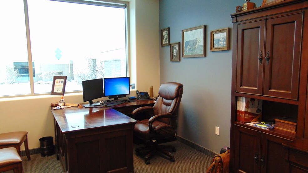 More Photos Of 552-580 W 800 N, Orem Medical For Sale