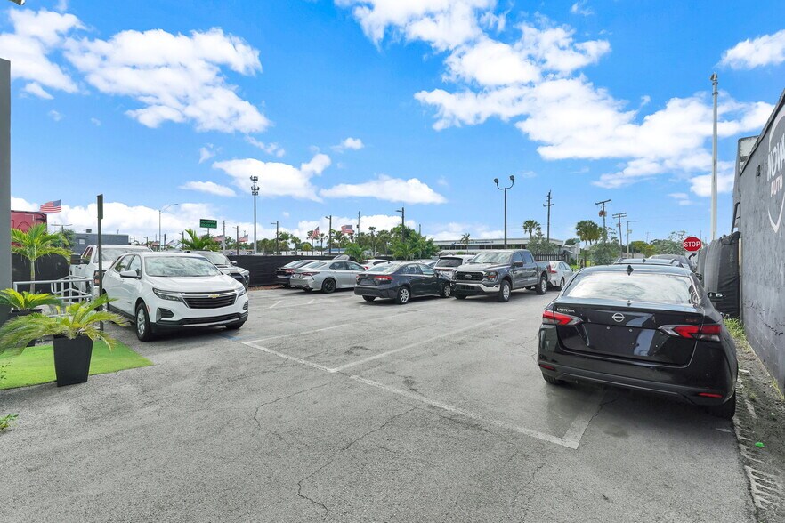 More Photos Of 9621 NW 27th Ave, Miami Office For Sale