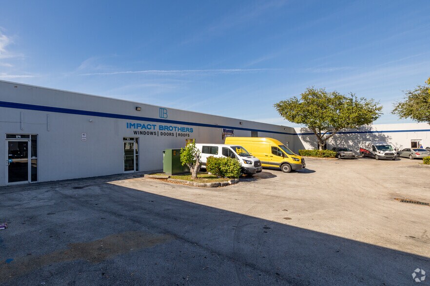 More Photos Of 19200 SW 106th Ave, Miami Light Manufacturing For Lease