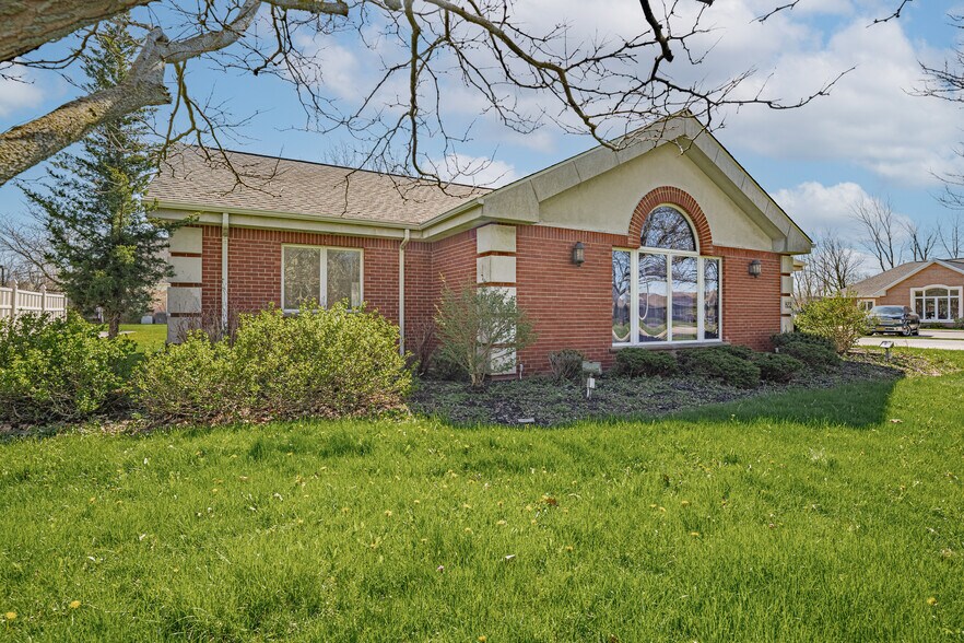 More Photos Of 822 Davison Rd, Lockport Coworking Space