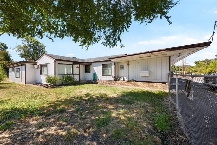 More Photos Of 4432 Carnes Rd, Roseburg Convenience Store For Sale