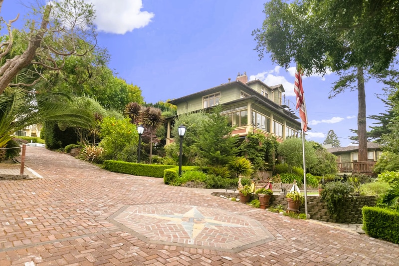 More Photos Of 598 Laine St, Monterey Hospitality For Sale