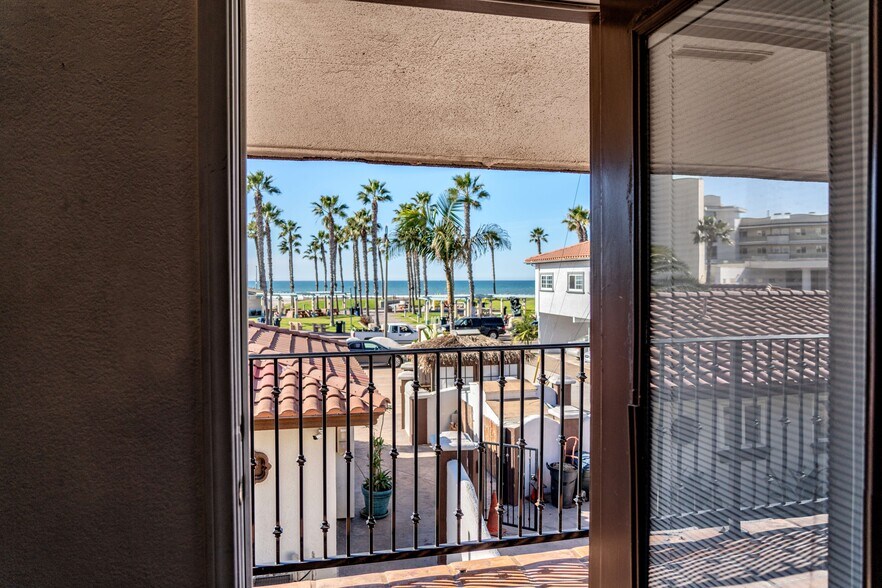 More Photos Of 785 Seacoast Dr, Imperial Beach Hotel For Sale
