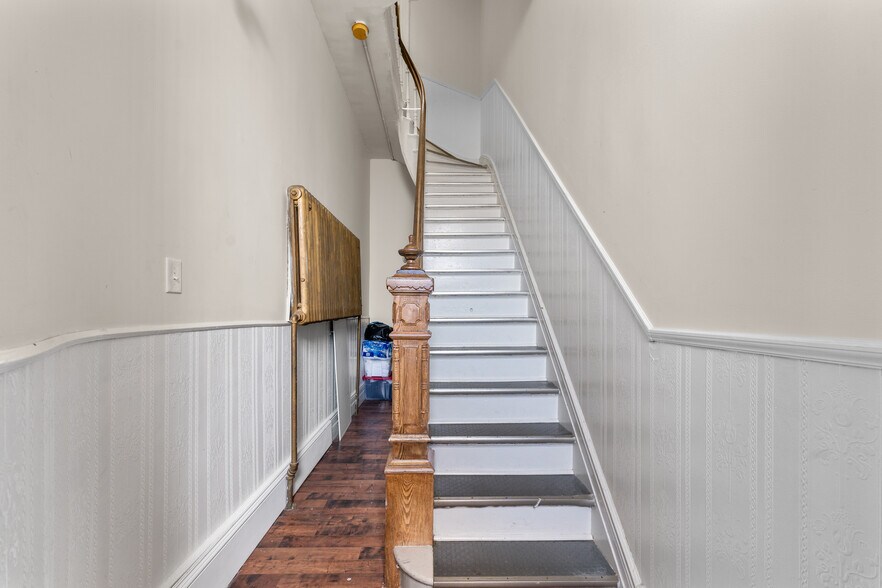 More Photos Of 2502 Palisade Ave, Weehawken Storefront Retail Residential For Sale