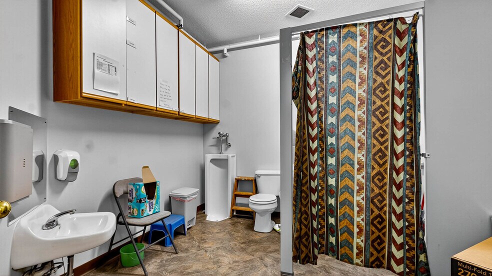 More Photos Of 1612 Truax Blvd, Eau Claire Daycare Center For Sale