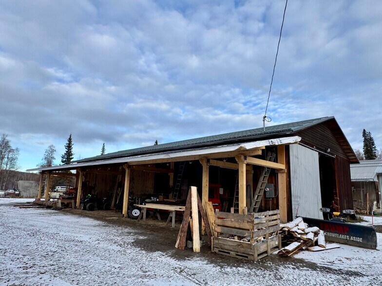 More Photos Of 600 N Old Steese Hwy, Fairbanks Warehouse For Sale
