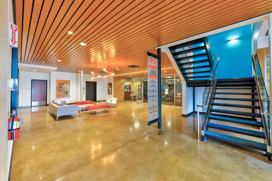 More Photos Of 1259 Lake Plaza Dr, Colorado Springs Medical For Lease