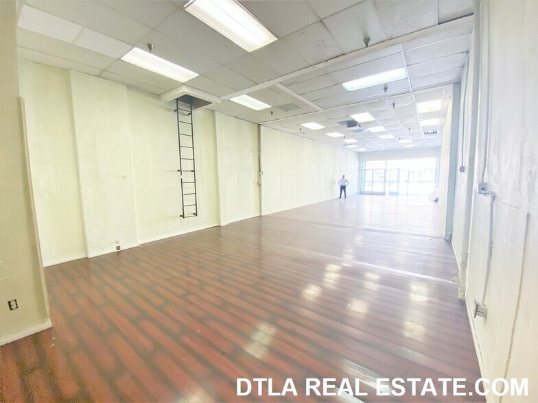 More Photos Of 248-260 S Broadway, Los Angeles General Retail For Sale