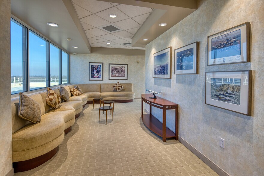 More Photos Of 10100 Trinity Pky, Stockton Office For Sale