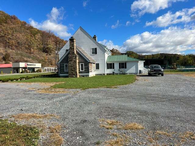 More Photos Of 38496 Midland Trl E, Caldwell Office Residential For Sale