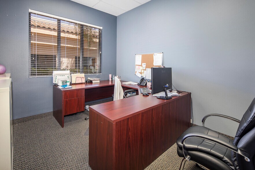 More Photos Of 7860 W Sahara Ave, Las Vegas Medical For Sale