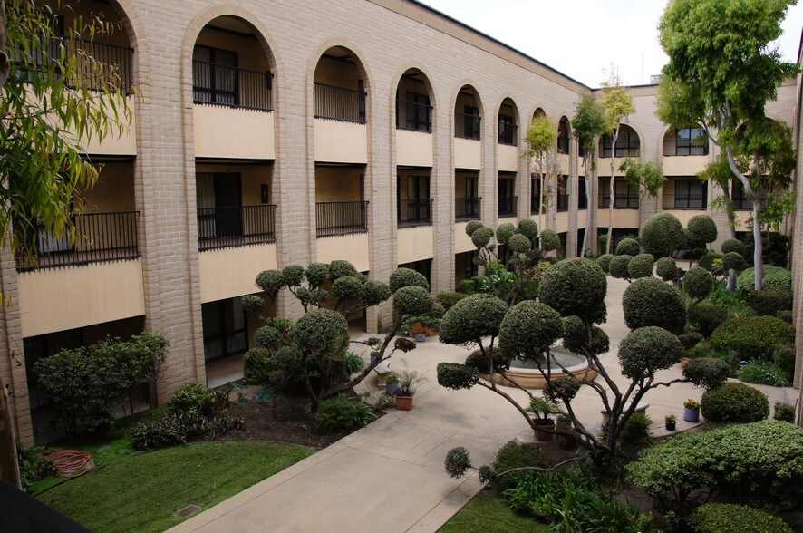 More Photos Of 11100 Valley Blvd, El Monte Office For Lease