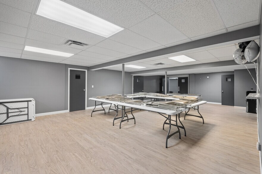 More Photos Of 2450 Pontoon Rd, Granite City Religious Facility For Sale