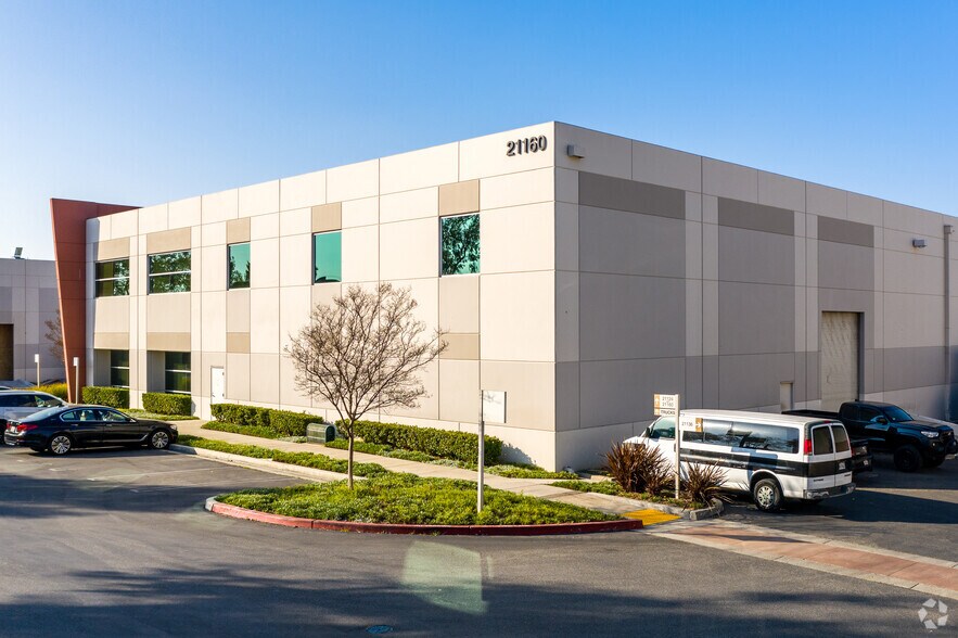More Photos Of 21160 S Figueroa St, Carson Warehouse For Lease