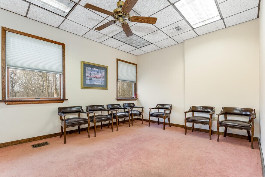 More Photos Of 1 Old Highway 28, White House Station Storefront Retail Office For Lease