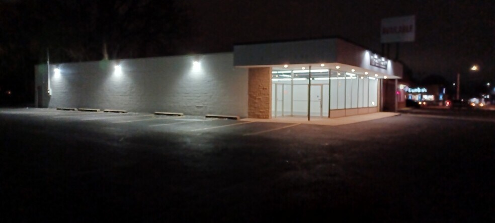 More Photos Of 815 36th St SW, Grand Rapids Freestanding For Lease