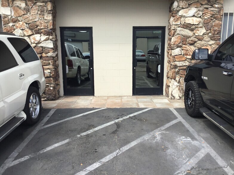 More Photos Of 13400 Saticoy St, North Hollywood Warehouse For Lease