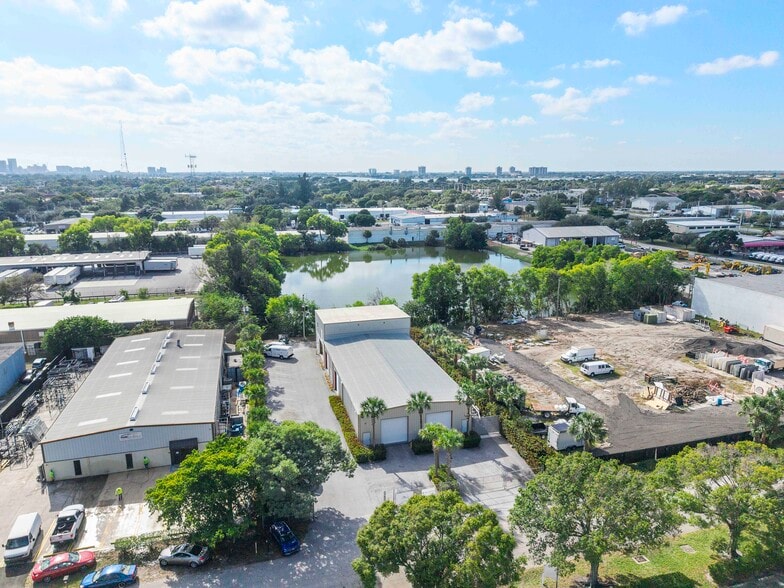 More Photos Of 1133 53rd Ct N, Mangonia Park Warehouse For Sale