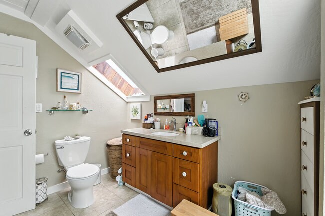 More Photos Of 575 Myrtle St, Half Moon Bay Apartments For Sale