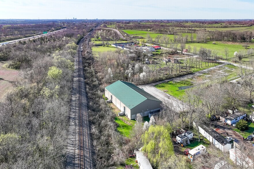 More Photos Of 4050 Georgetown Rd, Lexington Sports And Entertainment For Sale