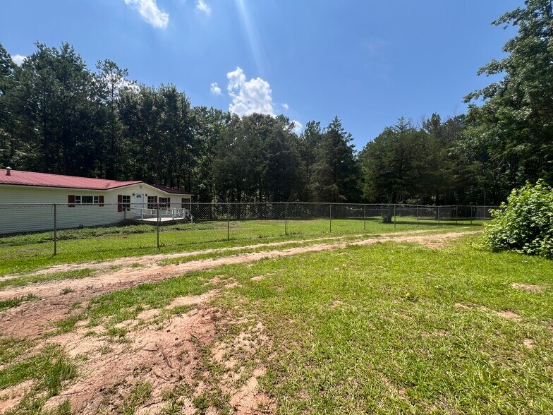 More Photos Of 905 Natures Trl, Forsyth Land For Sale