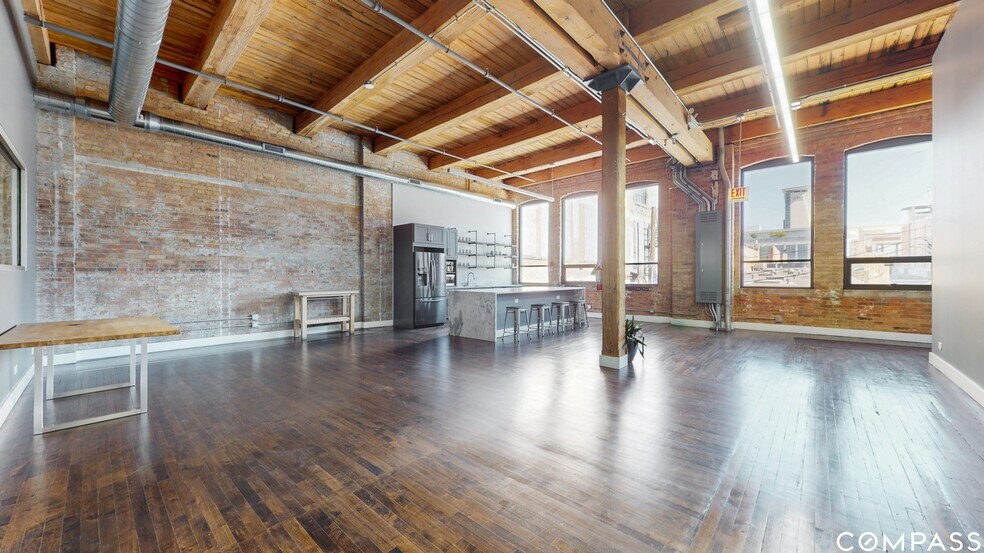 More Photos Of 2241 S Wabash Ave, Chicago Loft Creative Space For Sale