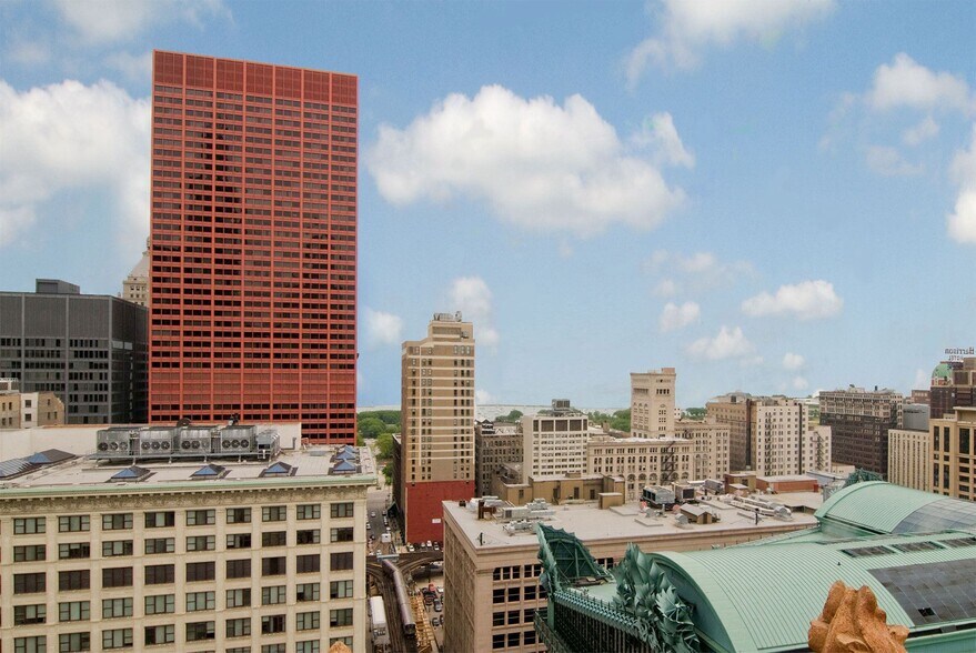 More Photos Of 343 S Dearborn St, Chicago Apartments For Lease