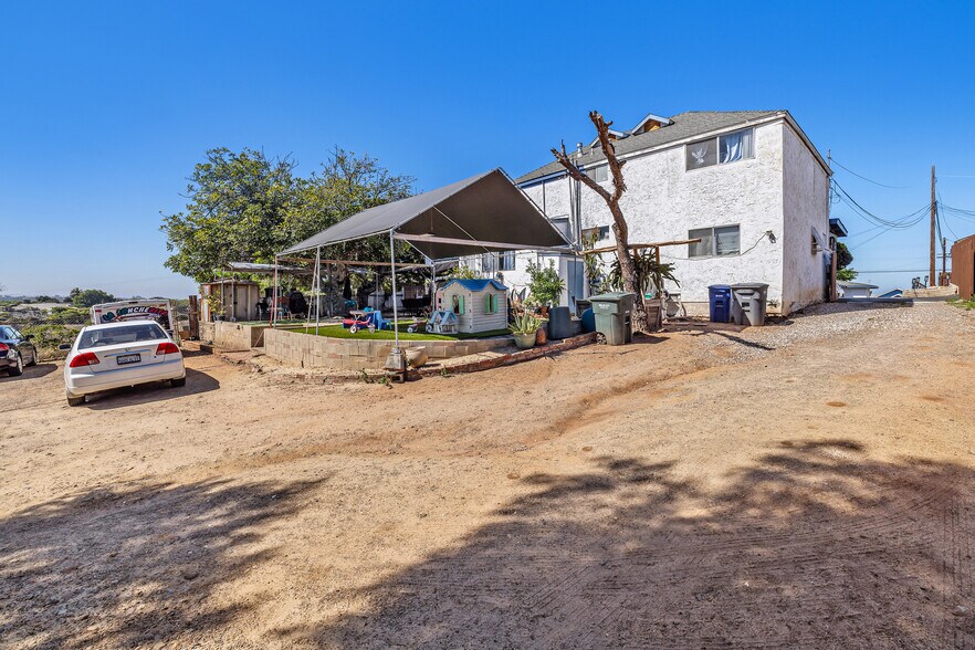 More Photos Of 2241-2247 Prospect St, National City Apartments For Sale