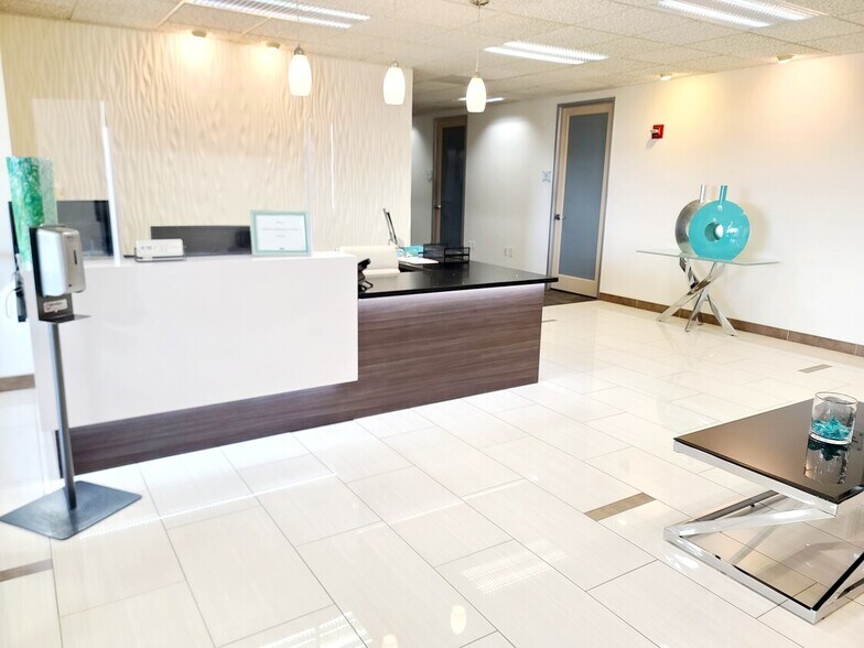 More Photos Of 3610 Central Ave, Riverside Coworking Space