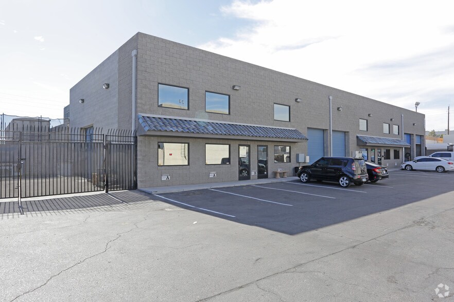 Primary Photo Of 3995 W Quail Ave, Las Vegas Warehouse For Lease