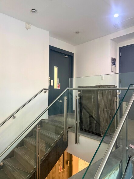 More Photos Of 344-346 E 110th St, New York Apartments For Lease