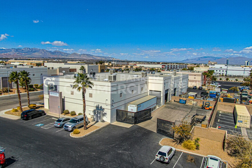 More Photos Of 4377 W Sunset Rd, Las Vegas Warehouse For Sale