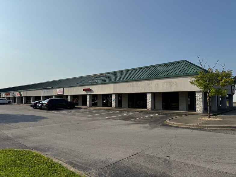 More Photos Of 7414 Highway 311, Sellersburg Freestanding For Lease