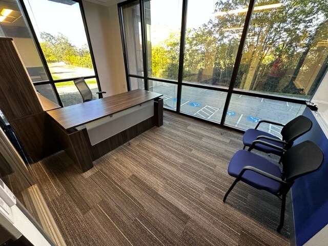 More Photos Of 750 Holiday Dr, Pittsburgh Office Residential For Lease