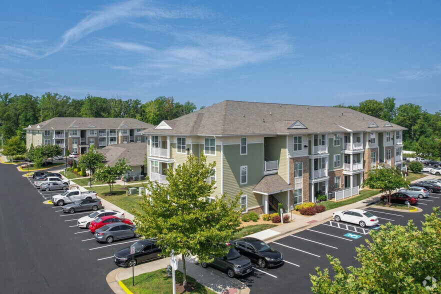 More Photos Of 14400 Palladium Dr, Midlothian Apartments For Sale