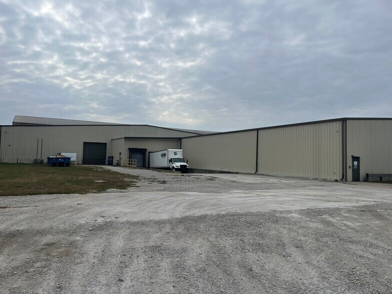 Primary Photo Of 1101 Crawford St, Terre Haute Warehouse For Sale
