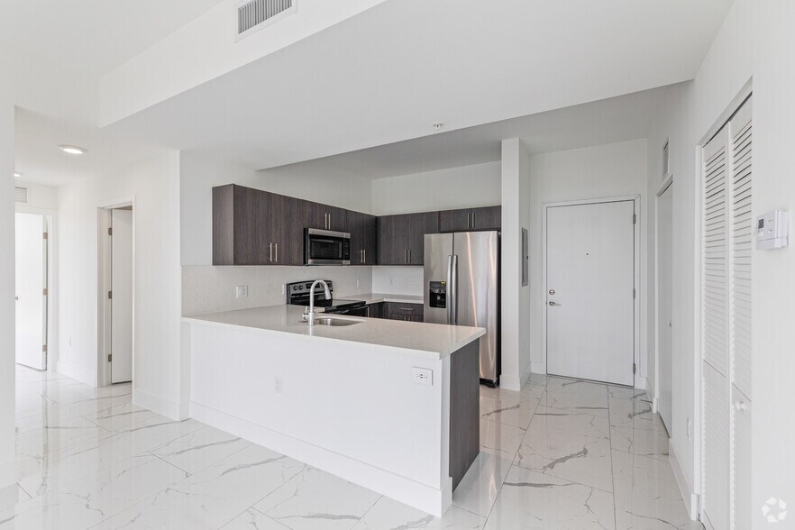 More Photos Of 1 Curtiss Pky, Miami Springs Apartments For Sale