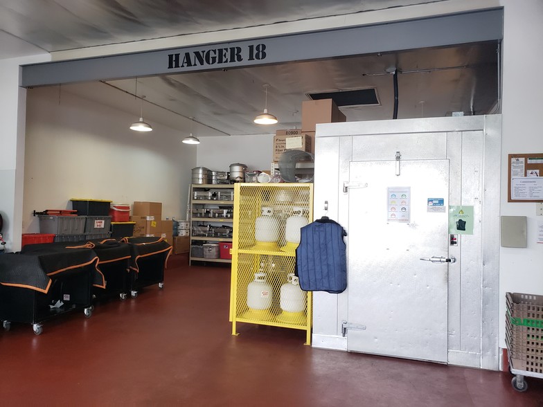 More Photos Of 852 S Alta Vista Ave, Monrovia Warehouse For Lease