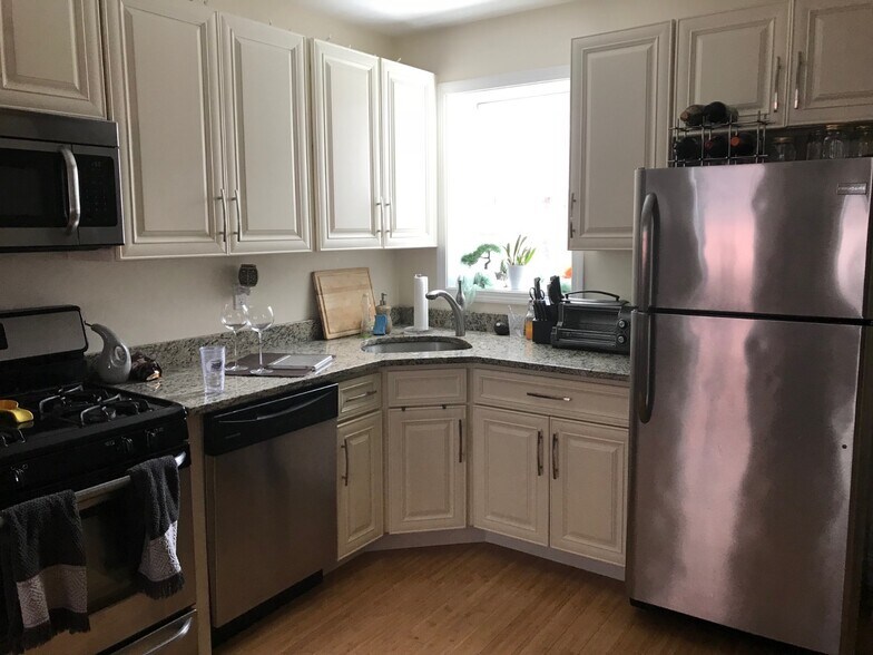 More Photos Of 6 Baldwin Pl, Boston Multifamily For Sale
