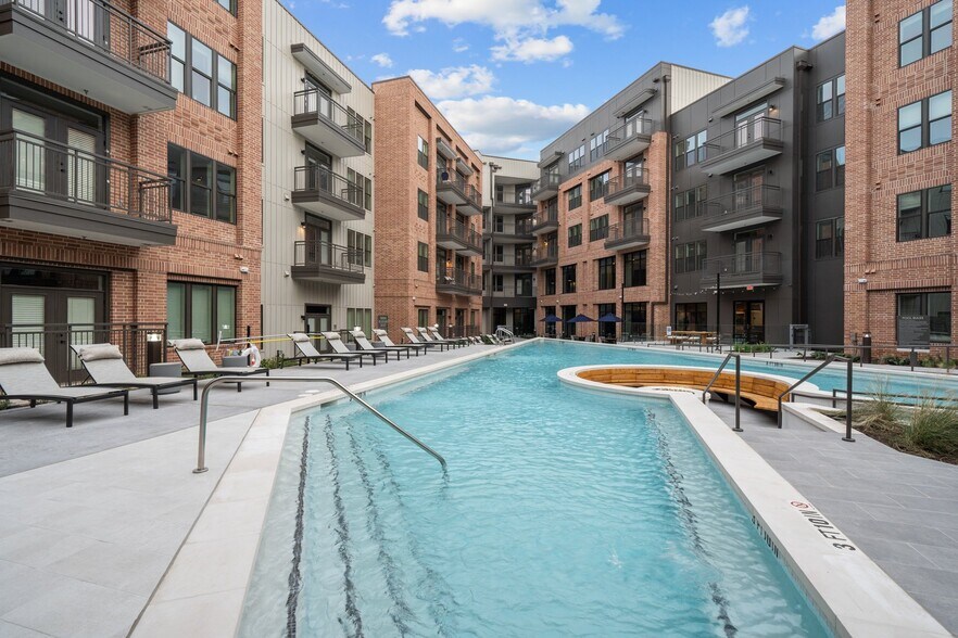 More Photos Of 760 Airport Blvd, Austin Apartments For Lease