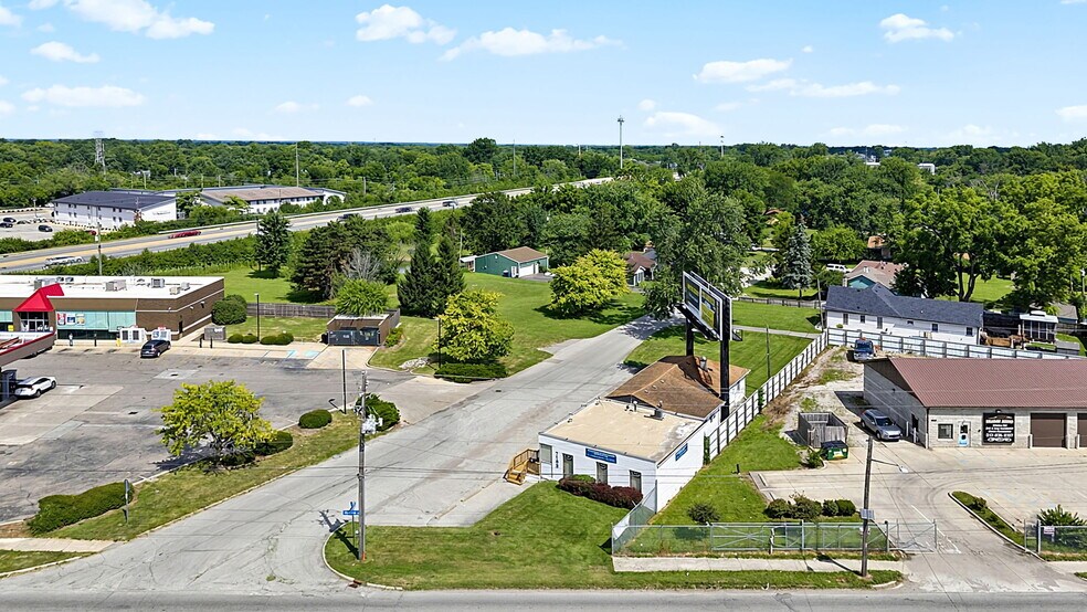 More Photos Of 7102 E Pendleton Pike, Indianapolis Office For Sale
