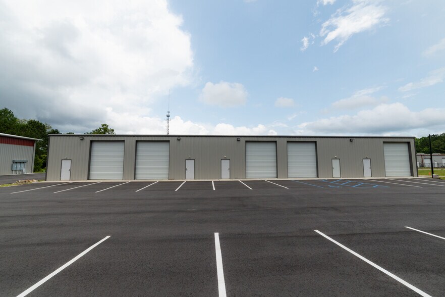 More Photos Of 4557 Savannah Hwy, Ravenel Light Manufacturing For Lease