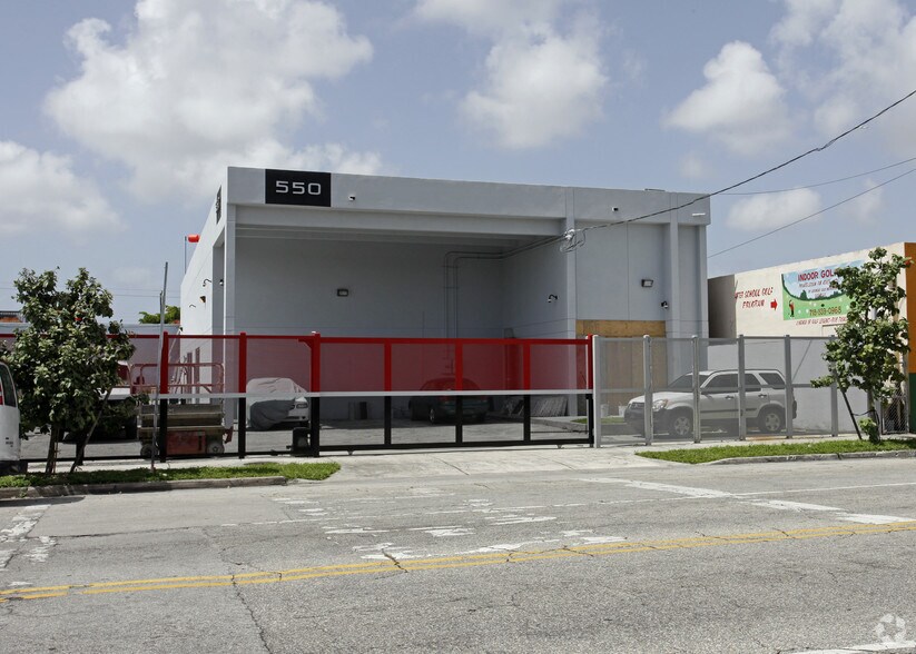 Primary Photo Of 550 NW 29th St, Miami Warehouse For Lease